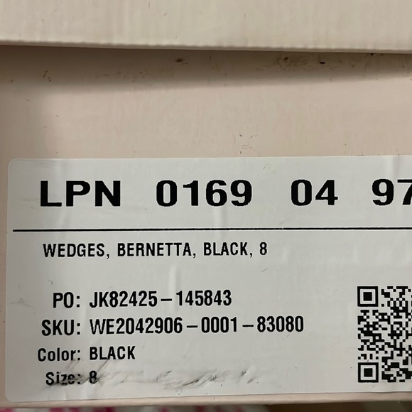 Shoes - Wedges - Picture 2 of 2